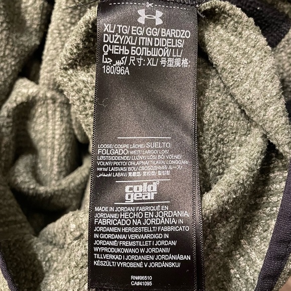 UNDER ARMOUR Green Black Loose Fit Cold Gear Quarter Zip Pullover - Picture 7 of 8